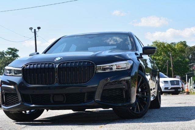 2022 BMW 7 Series 740i Sedan