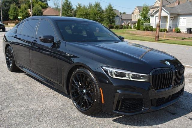 BMW 7 Series 740i Sedan 2022