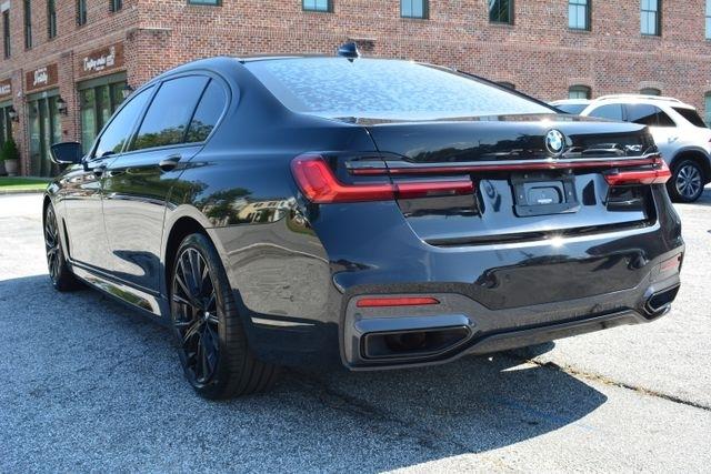 BMW 7 Series 740i Sedan 2022