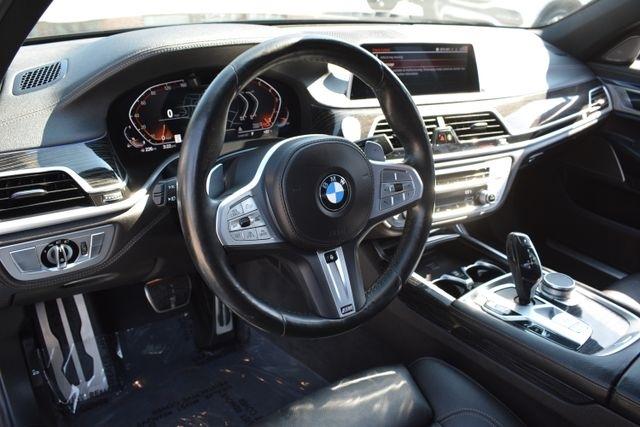 BMW 7 Series 740i Sedan 2022