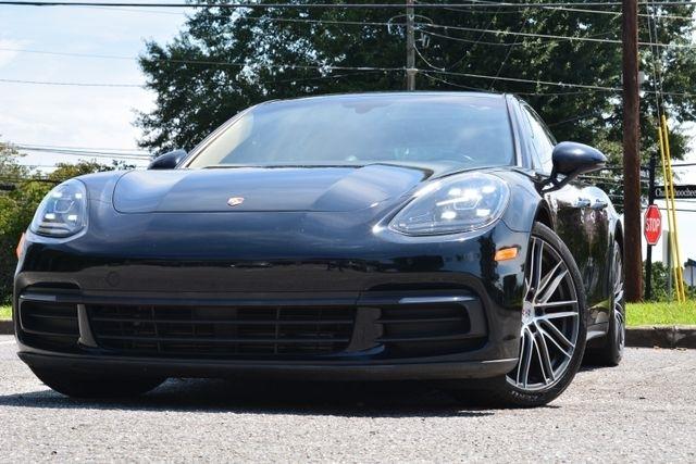 2018 Porsche Panamera RWD