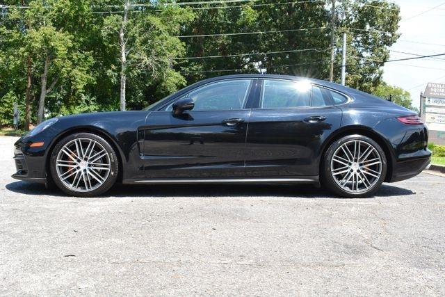 Porsche Panamera RWD 2018
