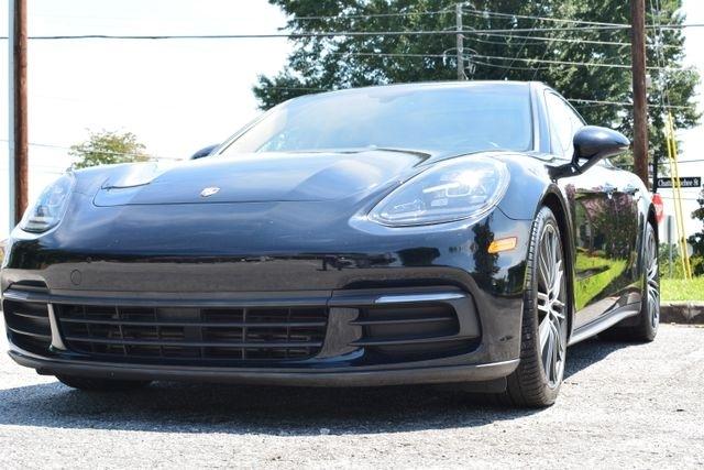 Porsche Panamera RWD 2018