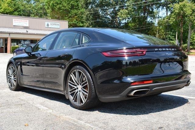 Porsche Panamera RWD 2018