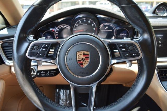Porsche Panamera RWD 2018