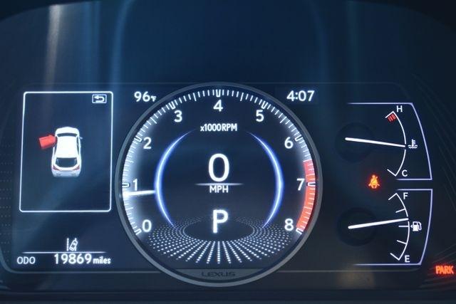 Lexus UX UX 200 FWD 2020