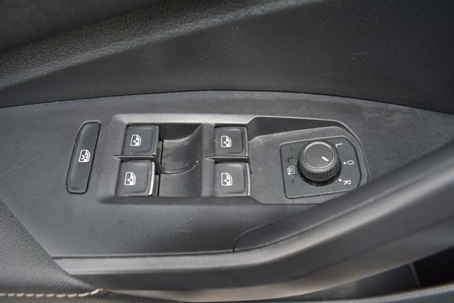 Volkswagen Jetta SE Auto 2024