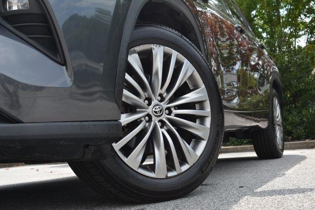 Toyota Highlander Platinum FWD (Natl) 2021
