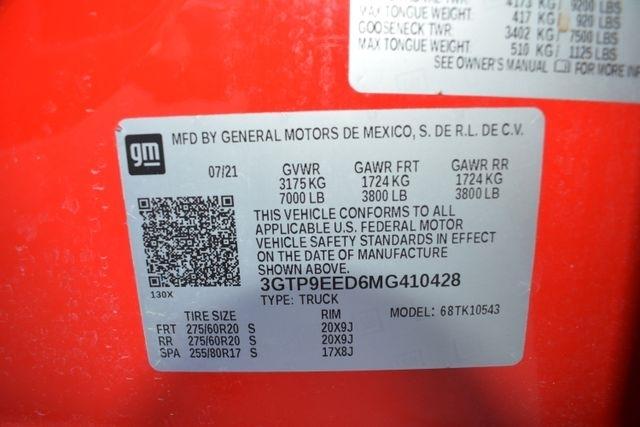GMC Sierra 1500 4WD Crew Cab 147" AT4 2021
