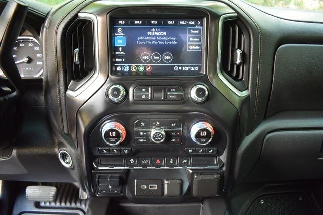 GMC Sierra 1500 4WD Crew Cab 147" AT4 2021