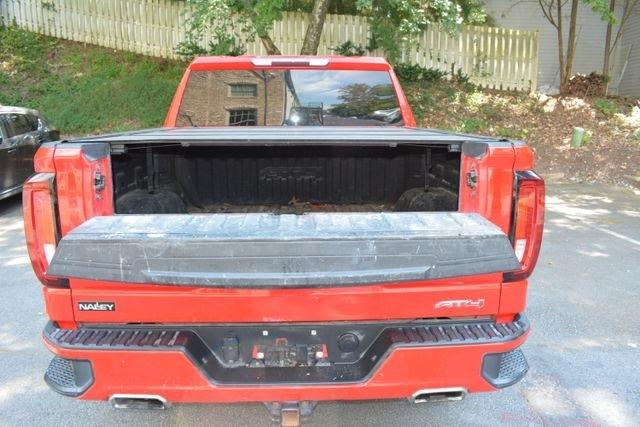 GMC Sierra 1500 4WD Crew Cab 147" AT4 2021