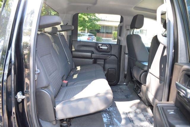 Chevrolet Silverado 2500HD 4WD Crew Cab 159" Custom 2024