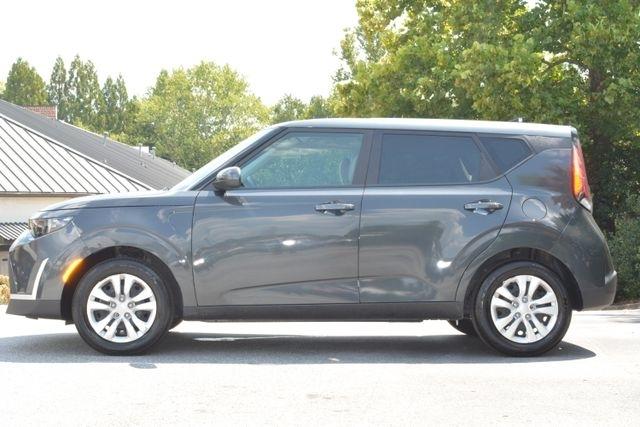 Kia Soul LX FWD 2025