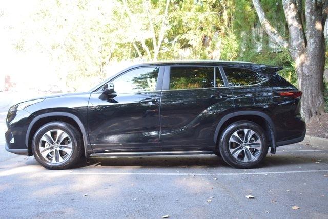Toyota Highlander Platinum FWD (Natl) 2024