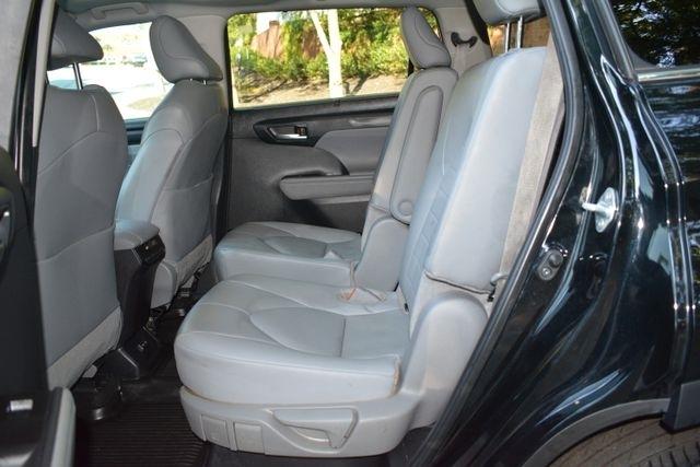 Toyota Highlander Platinum FWD (Natl) 2024