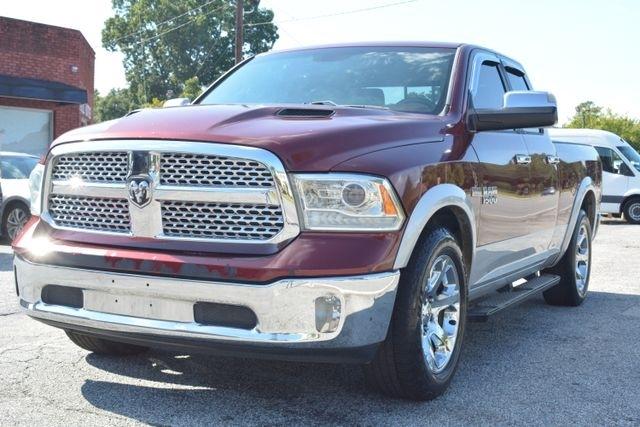 RAM 1500 2WD Quad Cab 140.5" Laramie 2016