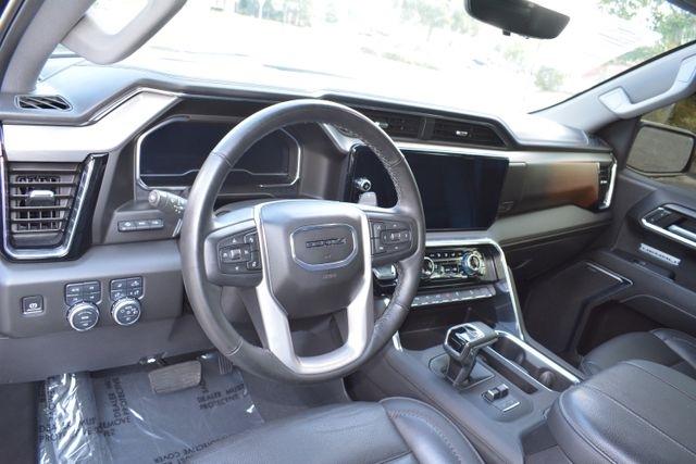 GMC Sierra 1500 4WD Crew Cab 147" Denali 2025