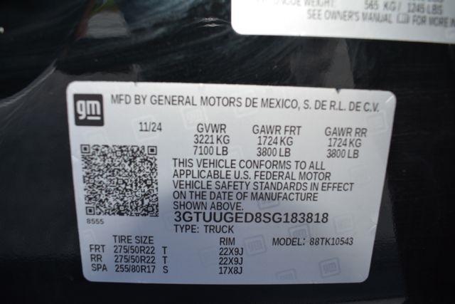 GMC Sierra 1500 4WD Crew Cab 147" Denali 2025