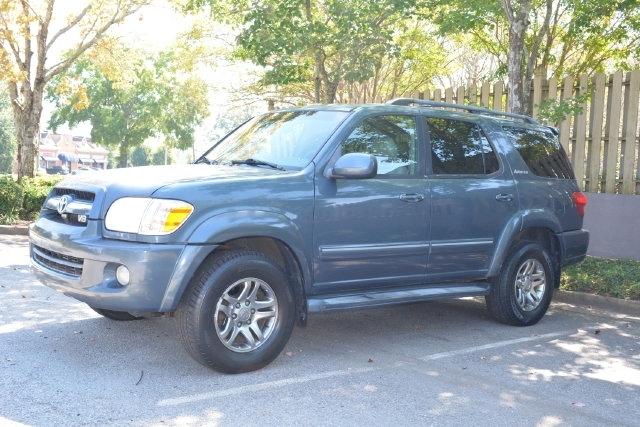 Toyota Sequoia 4dr Limited 4WD (Natl) 2005