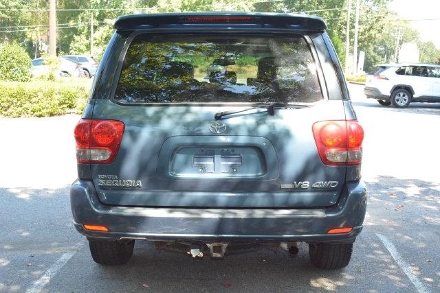 Toyota Sequoia 4dr Limited 4WD (Natl) 2005