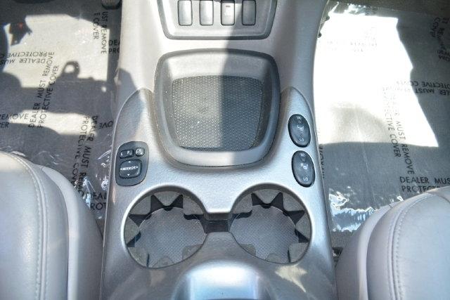Toyota Sequoia 4dr Limited 4WD (Natl) 2005