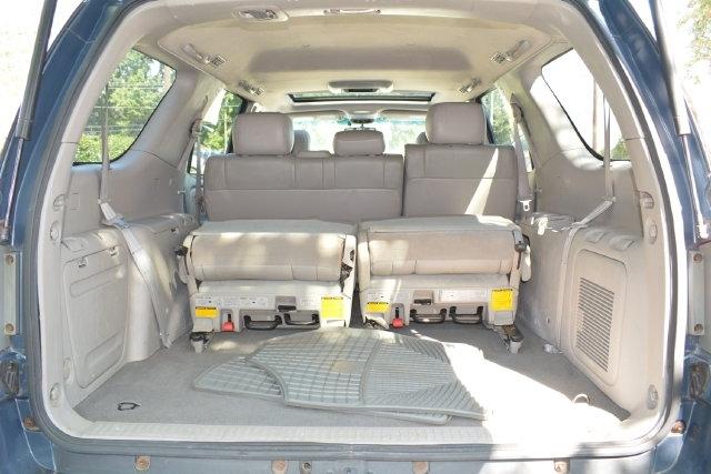 Toyota Sequoia 4dr Limited 4WD (Natl) 2005
