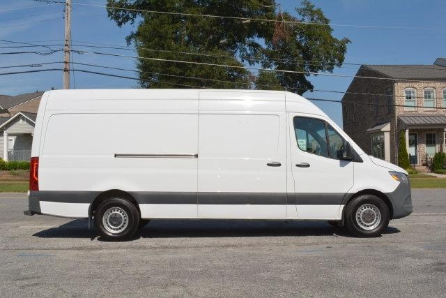 Mercedes-Benz Sprinter Cargo Van 2500 High Roof I4 Diesel 170" RWD 2023