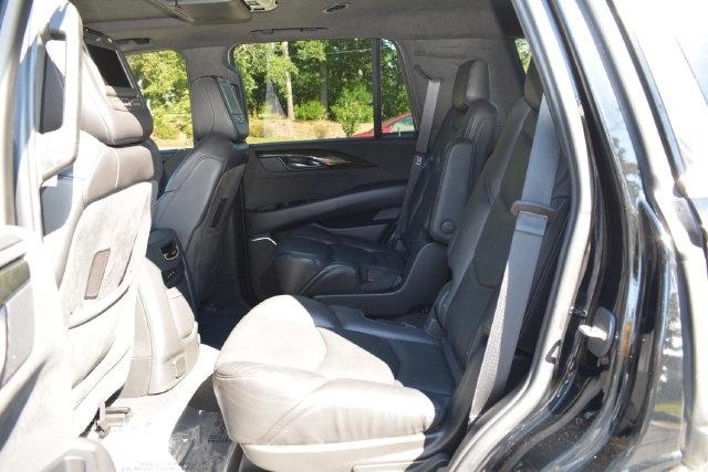 Cadillac Escalade 4WD 4dr Platinum 2019
