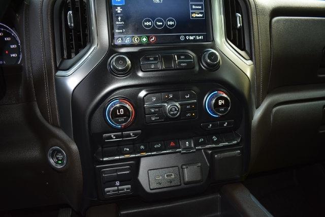 Chevrolet Silverado 1500 4WD Crew Cab 147" LT Trail Boss 2020