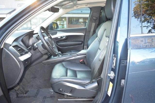 Volvo XC90 B5 AWD Core Bright Theme 7P 2024