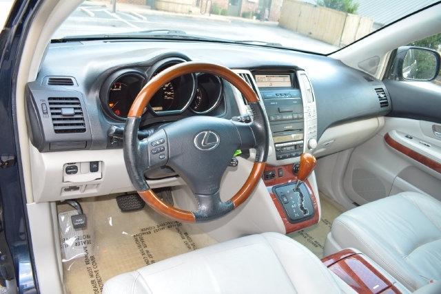 Lexus RX 330 4dr SUV AWD 2004