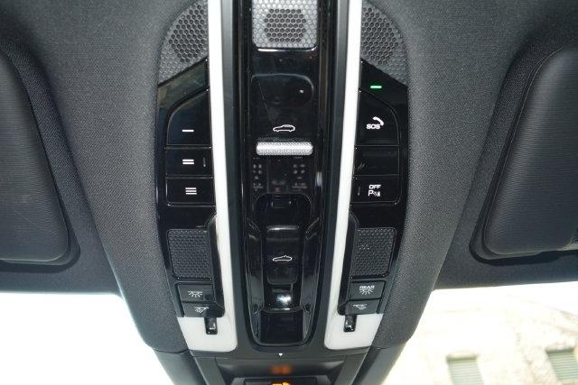 Porsche Cayenne AWD 2021