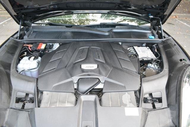 Porsche Cayenne AWD 2021