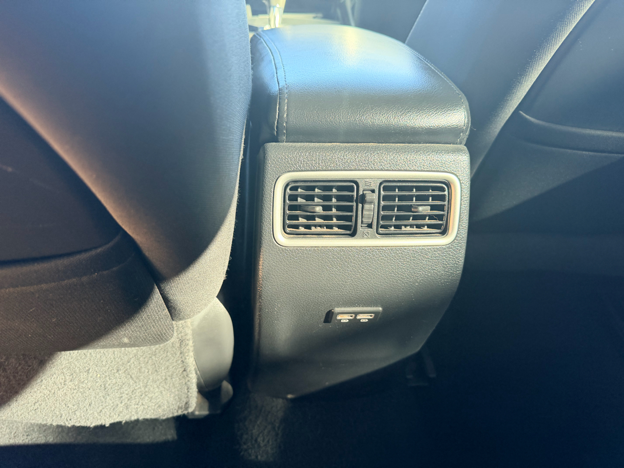 Nissan Altima 2.5 SV Sedan 2017 Nissan Altima 2.5 SV Sedan 2017