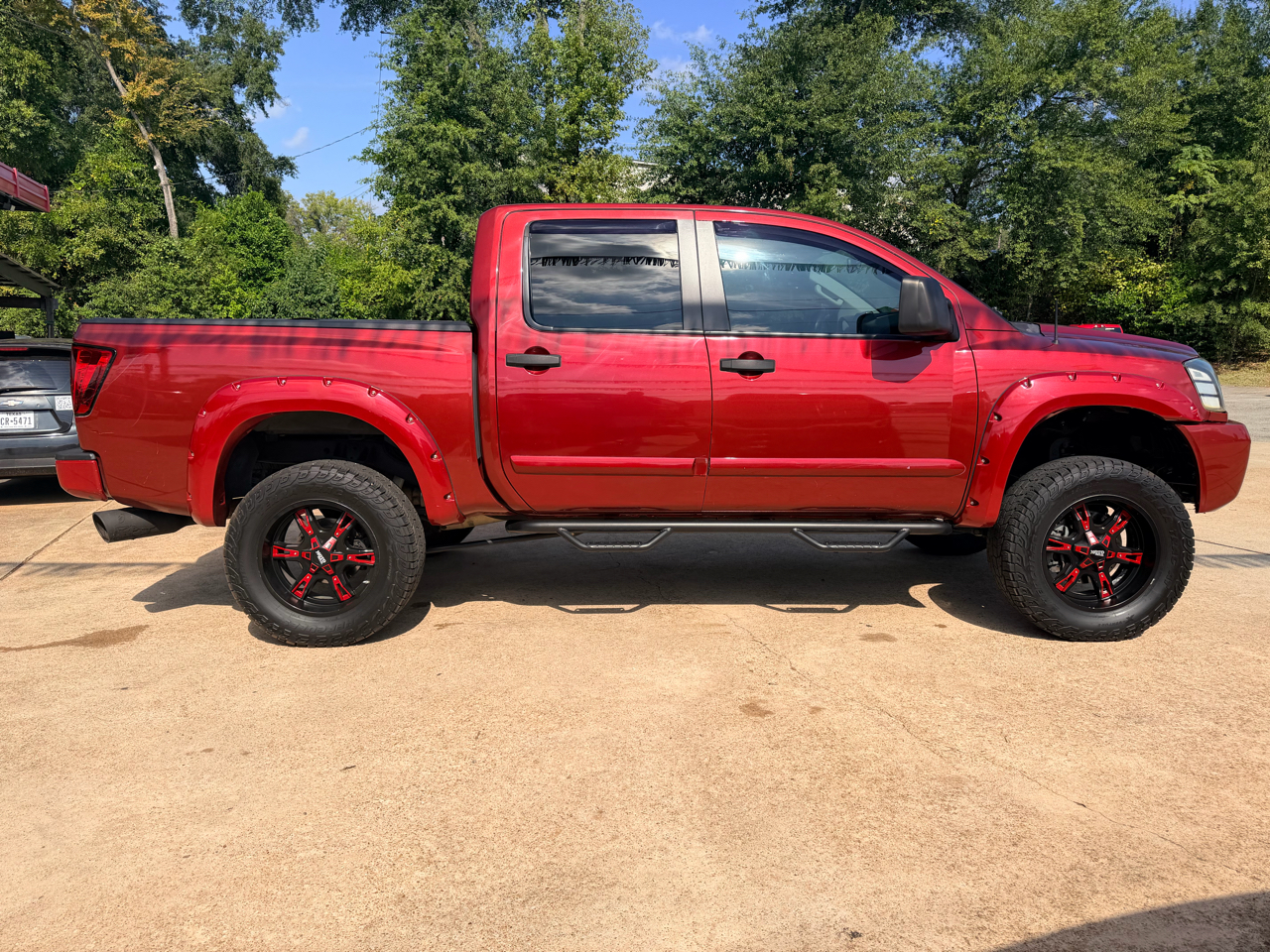 Nissan Titan 4WD Crew Cab SWB SV 2014 Nissan Titan 4WD Crew Cab SWB SV 2014