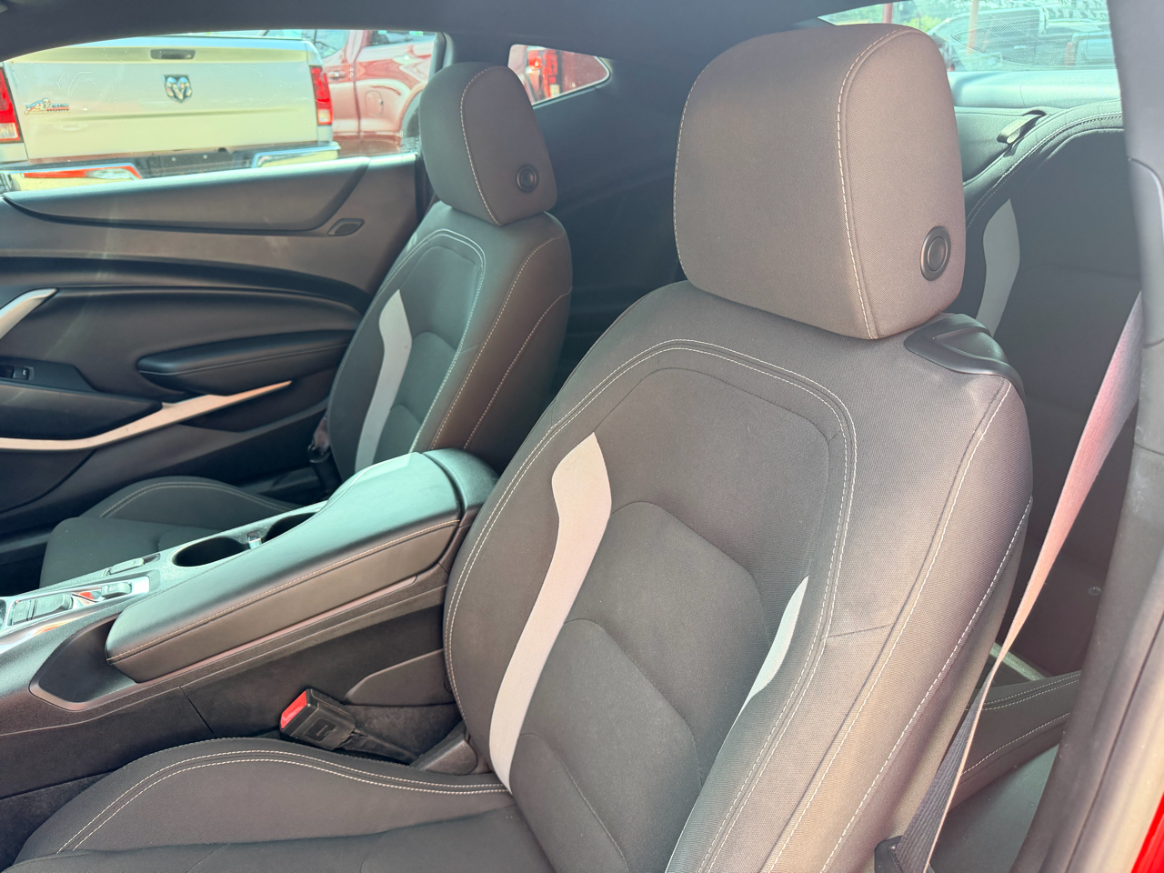 Chevrolet Camaro 2dr Cpe 1LT 2017 Chevrolet Camaro 2dr Cpe 1LT 2017