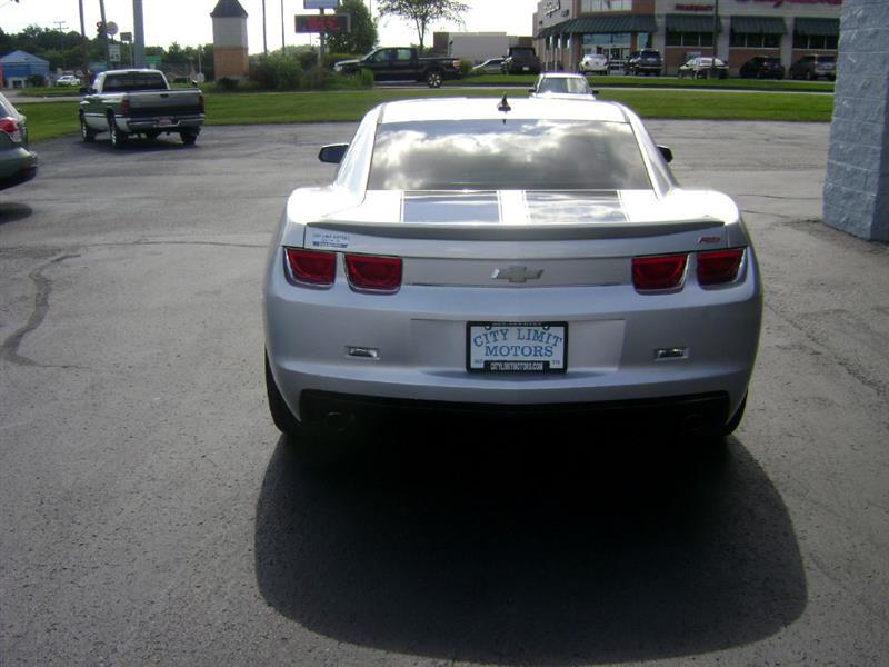 2010 Chevrolet Camaro LS Coupe photo 6