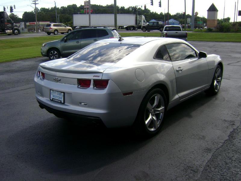 2010 Chevrolet Camaro LS Coupe photo 7