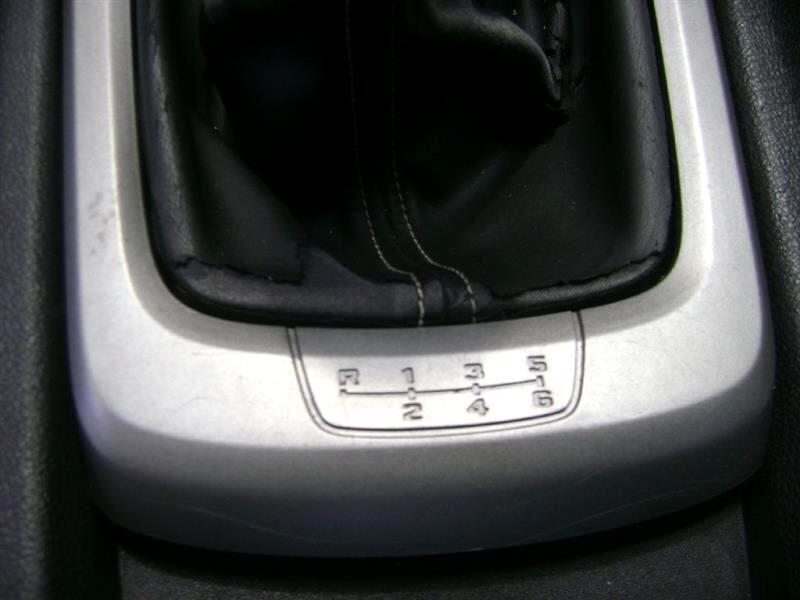 2010 Chevrolet Camaro LS Coupe photo 11