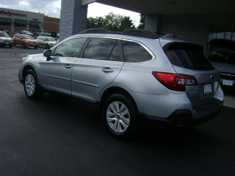 Subaru Outback 2.5i Premium 2018 Subaru Outback 2.5i Premium 2018