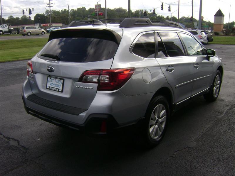 Subaru Outback 2.5i Premium 2018 Subaru Outback 2.5i Premium 2018