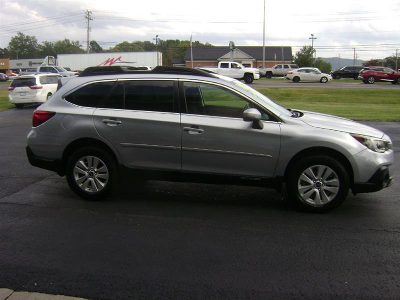 Subaru Outback 2.5i Premium 2018 Subaru Outback 2.5i Premium 2018