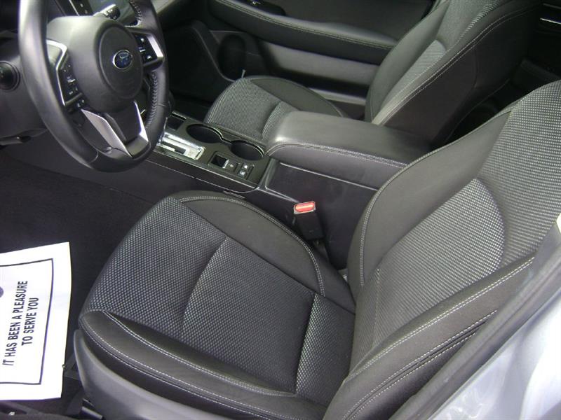 Subaru Outback 2.5i Premium 2018 Subaru Outback 2.5i Premium 2018