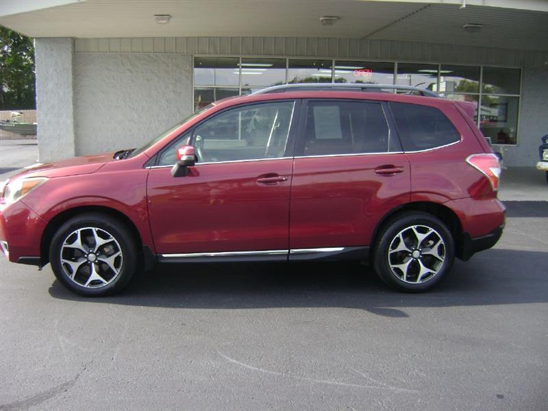 2015 Subaru Forester 2.0XT Touring photo 3