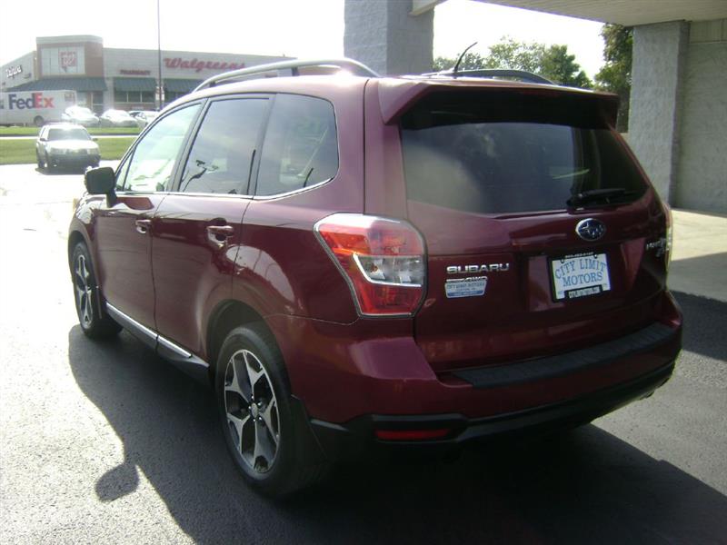 2015 Subaru Forester 2.0XT Touring photo 4