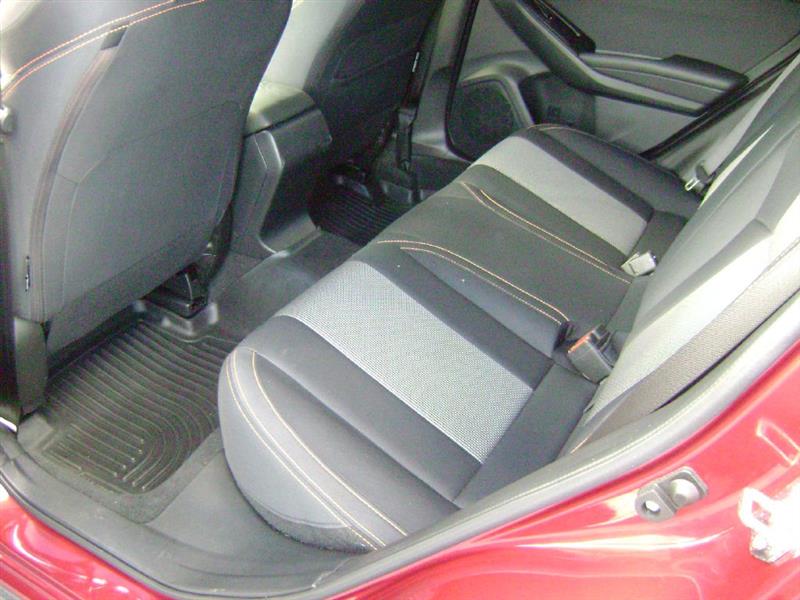 Subaru Crosstrek 2.0i Premium CVT 2018 Subaru Crosstrek 2.0i Premium CVT 2018