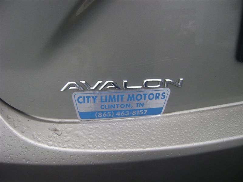 Toyota Avalon XLE 2018