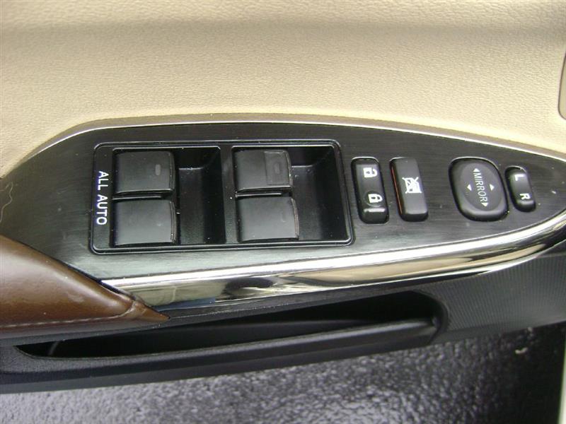 Toyota Avalon XLE 2018