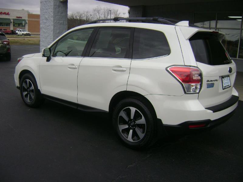 Subaru Forester 2.5i Limited 2017