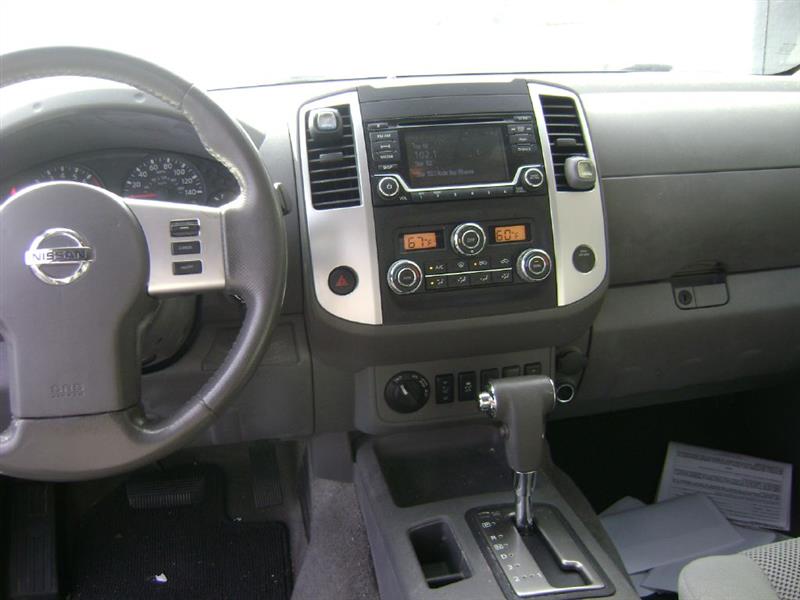 Nissan Frontier PRO-4X Crew Cab 5AT 4WD 2016